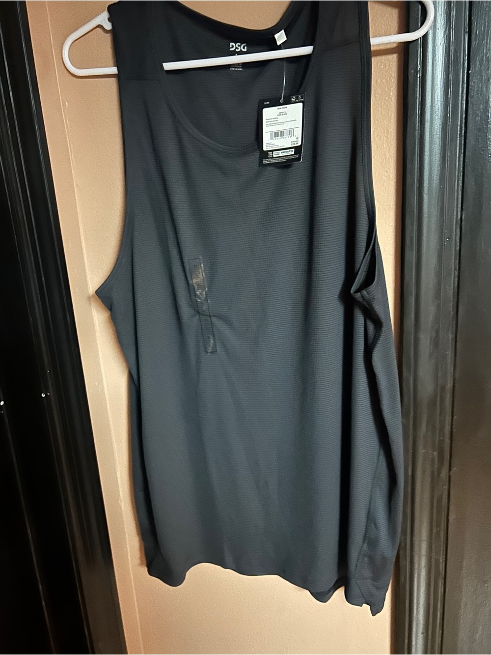 BNWT/ DSG Black Athletic Men’s Mesh running Tank Top- size L